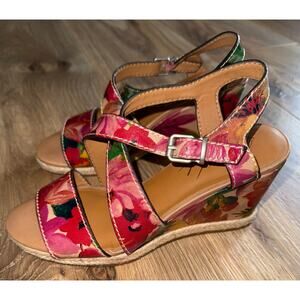 Patricia Nash floral wedge sandals - size 6 - A-U5